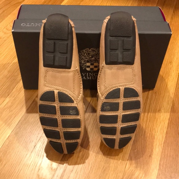 Vince Camuto Paula flats NIB!! - Picture 2 of 3